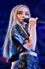 SABRINA CARPENTER at 103.5 KissFM Jingle Ball in Chicago 12/12/2018