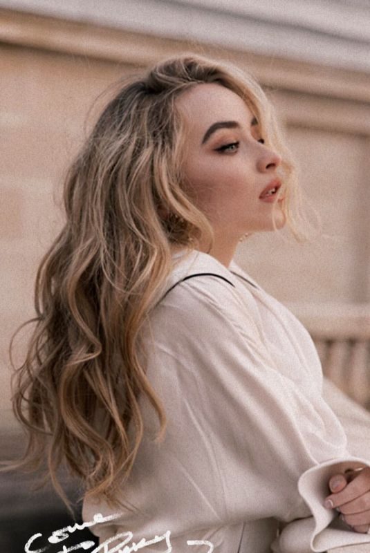 SABRINA CARPENTER – Paris Single Video and Promo