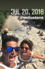 SARAH HYLAND – 2018 Instagram Highlights