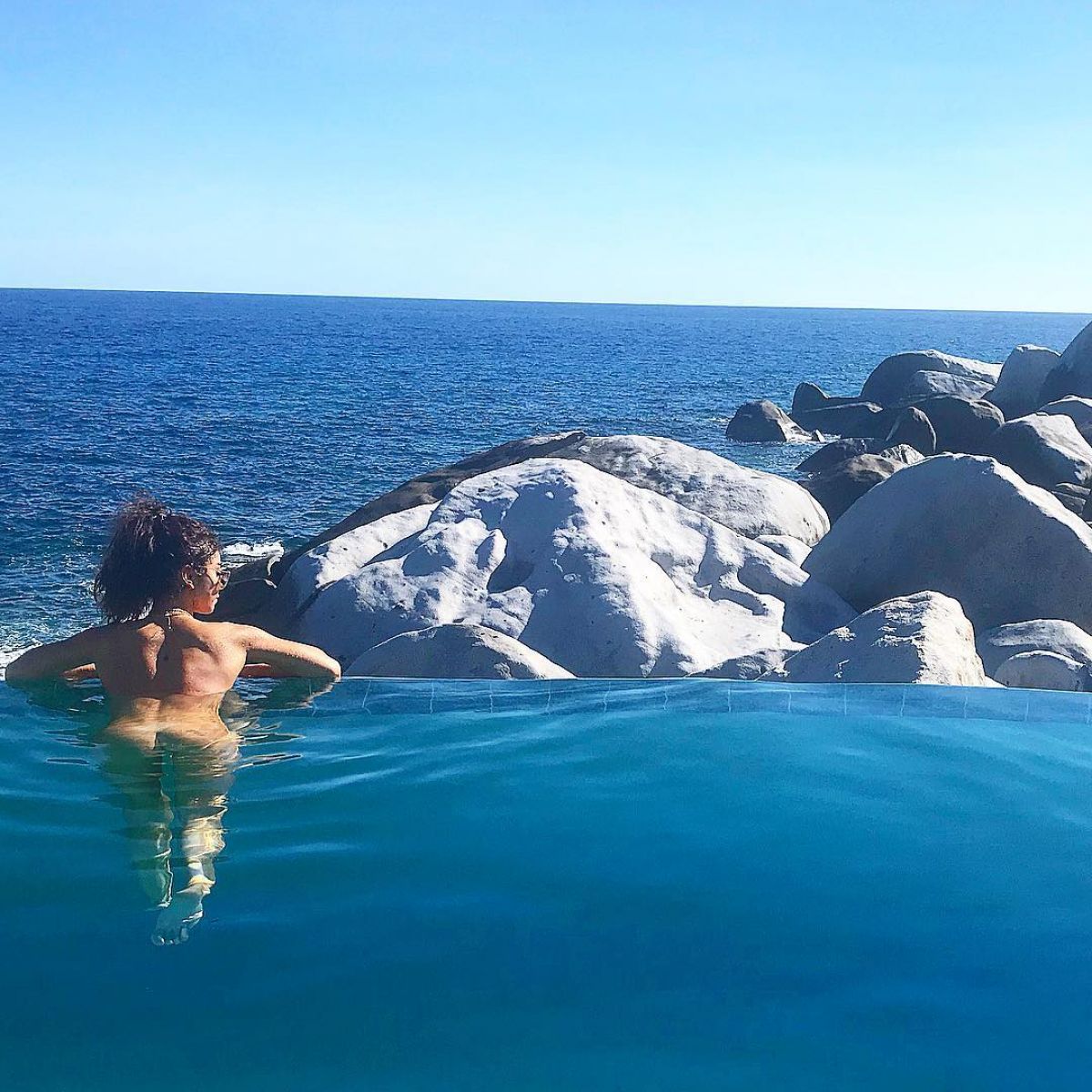 SARAH HYLAND in Bikini at a Pool in Virgin Islands 12/01/2018 Instagram Pic...