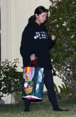 SELENA GOMES Leaves a Friend