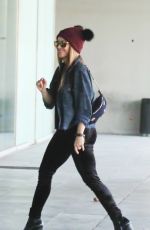 SHAKIRA Arrives at Aiport in Barcelona 12/23/2018