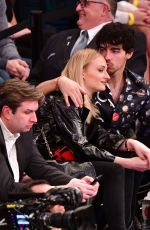 SOPHIE TURNER and Joe and Nick Jonas at Phoenix Suns vs New York Knicks Game in New York 12/17/2018