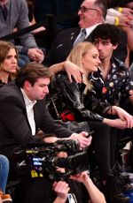 SOPHIE TURNER and Joe and Nick Jonas at Phoenix Suns vs New York Knicks Game in New York 12/17/2018