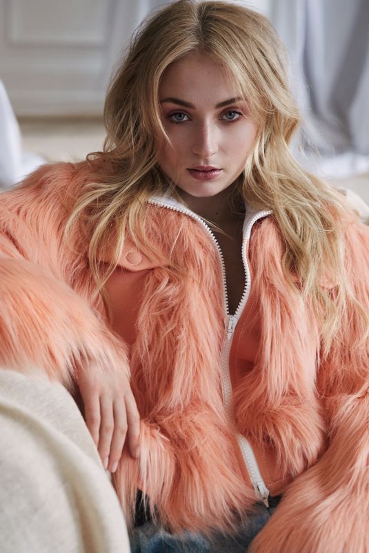 SOPHIE TURNER in Marie Claire Magazine, UK August 2017