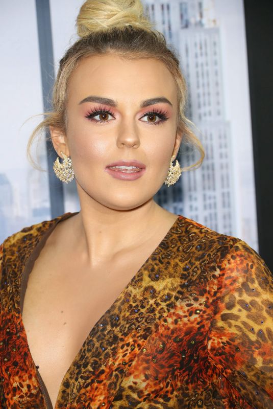 TALLIA STORM at Second Act Premiere in New York 12/12/2018