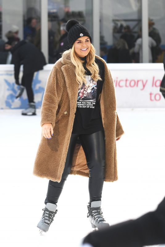 TALLIA STORM Ice Skating in Bryant Park in New York 12/14/2018
