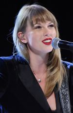 TAYLOR SWIFT Performs at Ally Coalition Talent Show in New York 12/05/2018