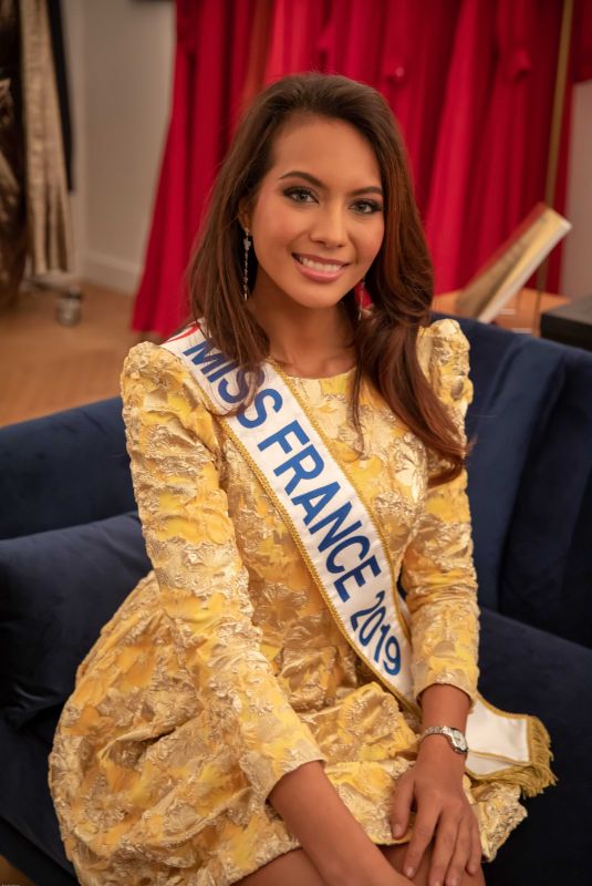 VAIMALAMA CHAVES, Miss France 2019 at Fun Radio with Elliot in Paris 12/17/2018