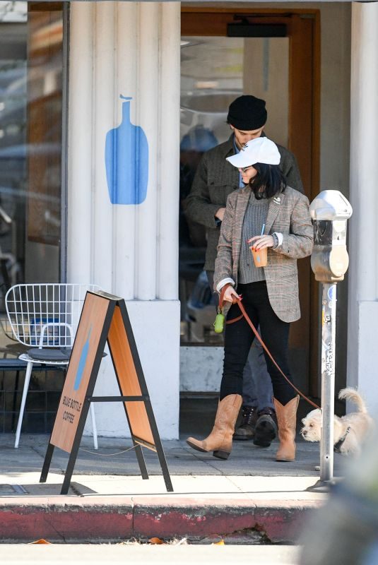 VANESSA HDUGENS Out with her Dog in Los Angeles 12/27/2018