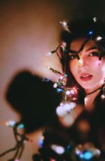 VICTORIA JUSTICE - Holiday Lights, Instagram Pictures