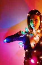 VICTORIA JUSTICE - Holiday Lights, Instagram Pictures