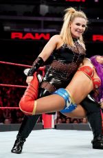 WWE - Raw Digitals 12/17/2018