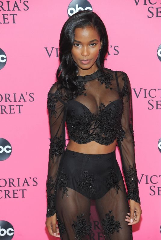 ZURI TIBBY at Victoria’s Secret Viewing Party in New York 12/02/2018