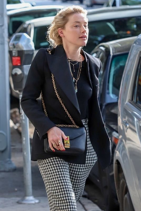 AMBER HEARD Leaves Gigaro Bistro in Los Feliz 01/07/2019