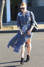 AMY ADAMS Out and About in Beverly Hills 01/04/2019