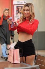 ANA BRAGA Shopping at Victoria