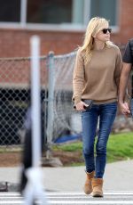 ANNA FARIS and Michael Barrett Out in Los Angeles 01/29/2019