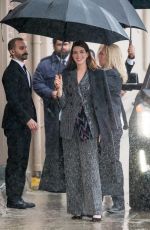 ANNE HATHAWAY Arrives at Jimmy Kimmel Live in Hollywood 01/14/2019