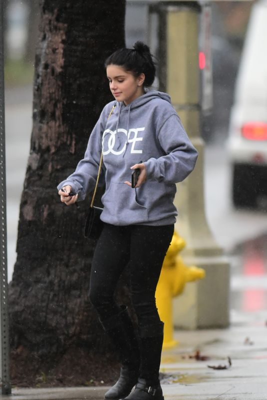 ARIEL WINTER Out and About in Los Angeles 01/16/2019