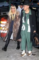 ASGLEE SIMPSON and Evan Ross Out in New York 01/07/2019