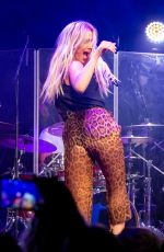 ASHLEE SIMPSON and Evan Ross Performs at a Concert in New York 01/07/2019