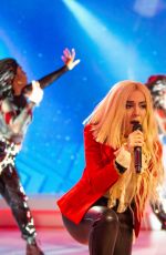 AVA MAX Performs at Today Show 01/25/2019