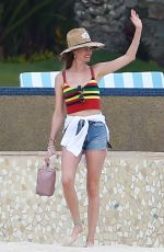 BEHATI PRINSLOO on Vacation in Cabo San Lucas 01/09/2019