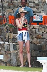 BEHATI PRINSLOO on Vacation in Cabo San Lucas 01/09/2019