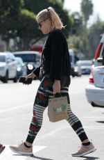 BUSY PHILIPPS Out and About in Los Angeles 01/27/2019