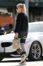BUSY PHILIPPS Out and About in Los Angeles 01/27/2019