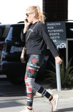 BUSY PHILIPPS Out and About in Los Angeles 01/27/2019