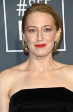 CARRIE COON at 2019 Critics’ Choice Awards in Santa Monica 01/13/2019
