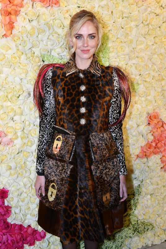 CHIARA FERRAGNI at Schiaparelli Haute Couture Fashion Show in Paris 01/21/2019