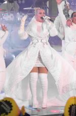 CHRISTINA AGUILERA Performs on New Year