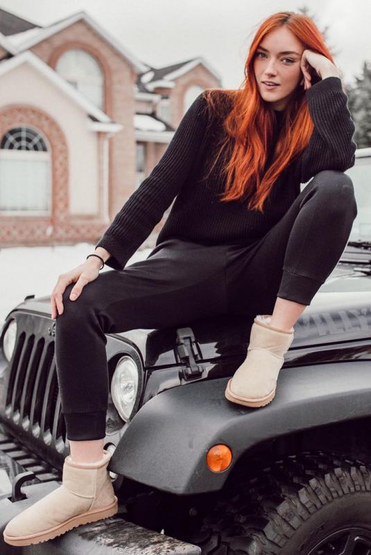 DAISY CLEMENTINE SMITH - Instagram Pictures 01/13/2019