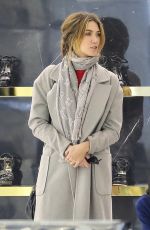 DELTA GOODREM Shopping at YSL on Rodeo Drive in Beverly Hills 01/12/2019