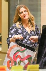 DREW BARRYMORE Shopping for Glasses in New York 01/15/2019