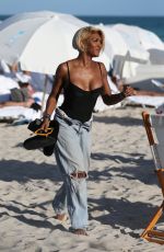 ELISA JOHNSON in Low Cut Baggy Jeans at a Beach in Miami 12/30/2018
