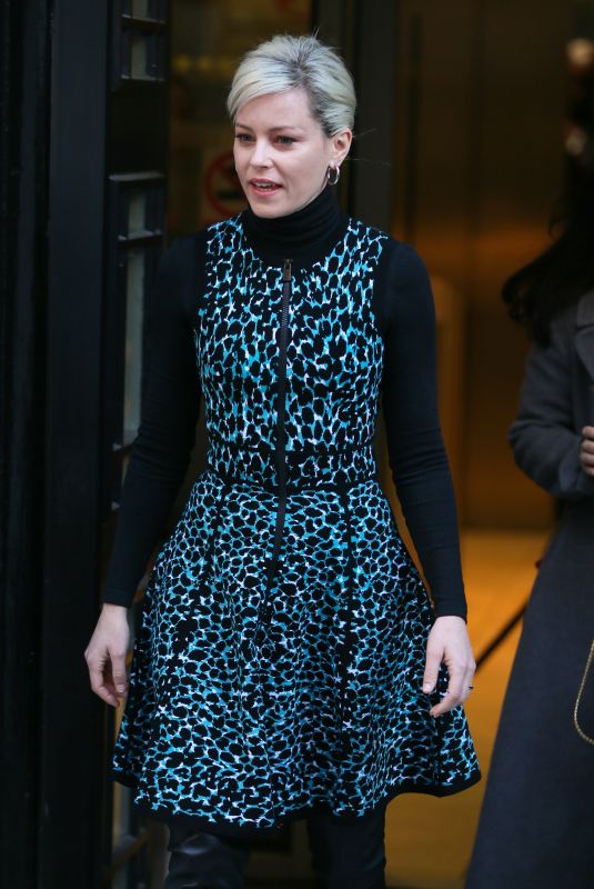 ELIZABETH BANKS Arrives at BBC Radio in London 01/30/2019