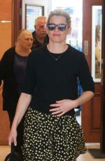 ELIZABETH BANKS Out for Lunch in Beverly Hills 01/22/2019