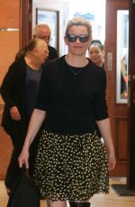 ELIZABETH BANKS Out for Lunch in Beverly Hills 01/22/2019