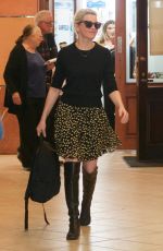 ELIZABETH BANKS Out for Lunch in Beverly Hills 01/22/2019