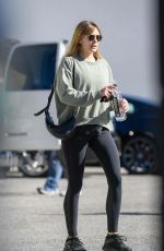 ELIZABETH OLSEN Leaves a Gym in Los Angeles 01/23/2019