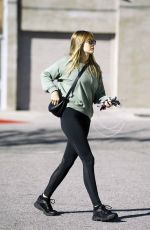ELIZABETH OLSEN Leaves a Gym in Los Angeles 01/23/2019
