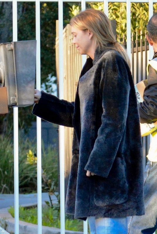 ELLEN POMPEO Out and About in Los Angeles 01/22/2019