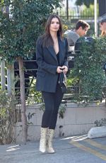 EMILY RATAJKOWSKI Out for Lunch in Los Angeles 01/30/2019