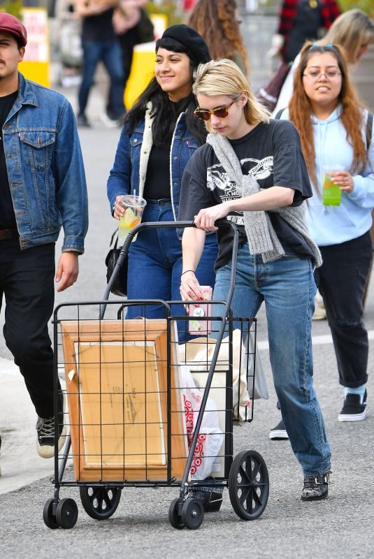 EMMA ROBERTS Shopping at a Flea Market in Pasadena 01/13/2019