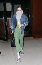 GIGI HADID Arrives at Her Apartment in New York 01/11/2019
