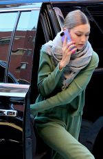 GIGI HADID Arrives at Her Apartment in New York 01/11/2019